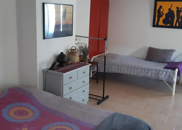 Chambre Chez L'Habitant Δωμάτια σε οικογενειακή κατοικία