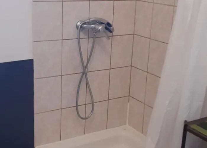Chambre Chez L'Habitant Δωμάτια σε οικογενειακή κατοικία *